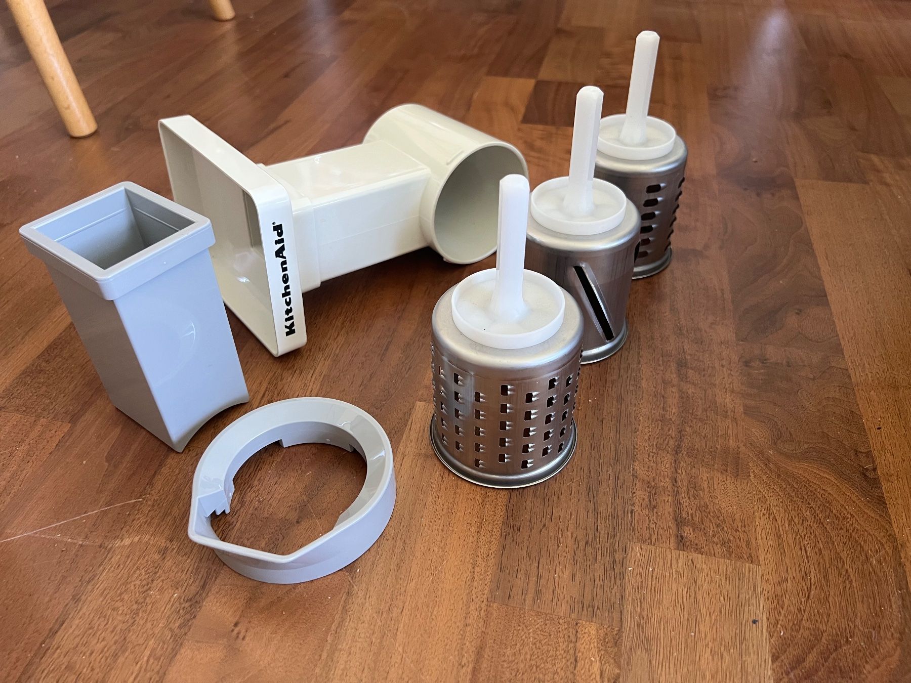 Kitchenaid Küchengeräte: KitchenAid MVSA Gemüseschneider – Gebraucht aus Jona von Sariksa