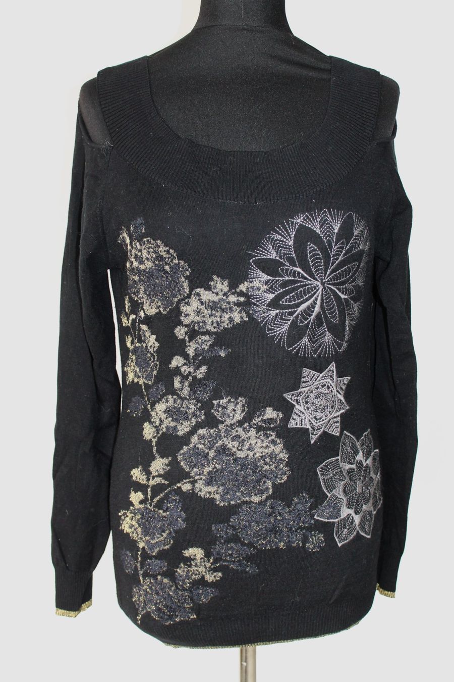 Desigual Pulls & Sweat-shirts: Pullover DESIGUAL taille L – D'occasion à Chez-le-Bart par jasse