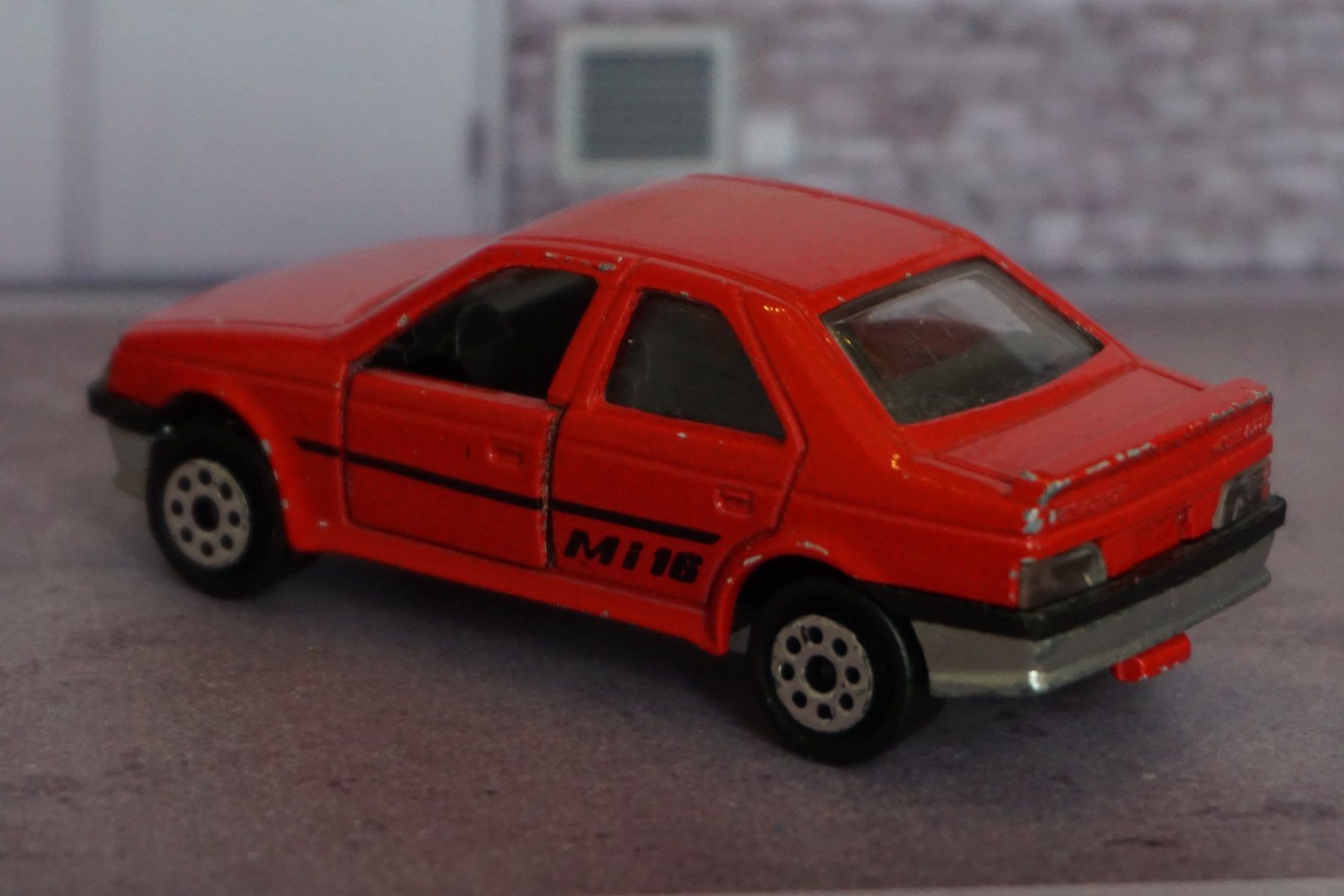 Majorette Modellautos: Majorette Peugeot 405 Mi16 TOP !!!!!!!!!!!!!! – Gebraucht aus Reiden von Doppeldecker69 1