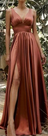 Elegantes Sommerkleid, rostrot, Grösse 12 (M/L), neuwertig
