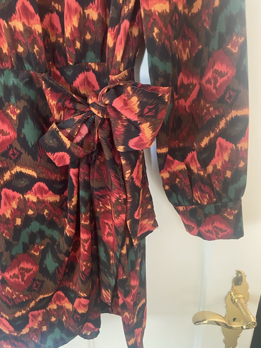 Vestiti: Kleid Lii&Lii gemustert mit Bindegurt, Grösse M – Usato da Bern venduto da rah_fpy5 1