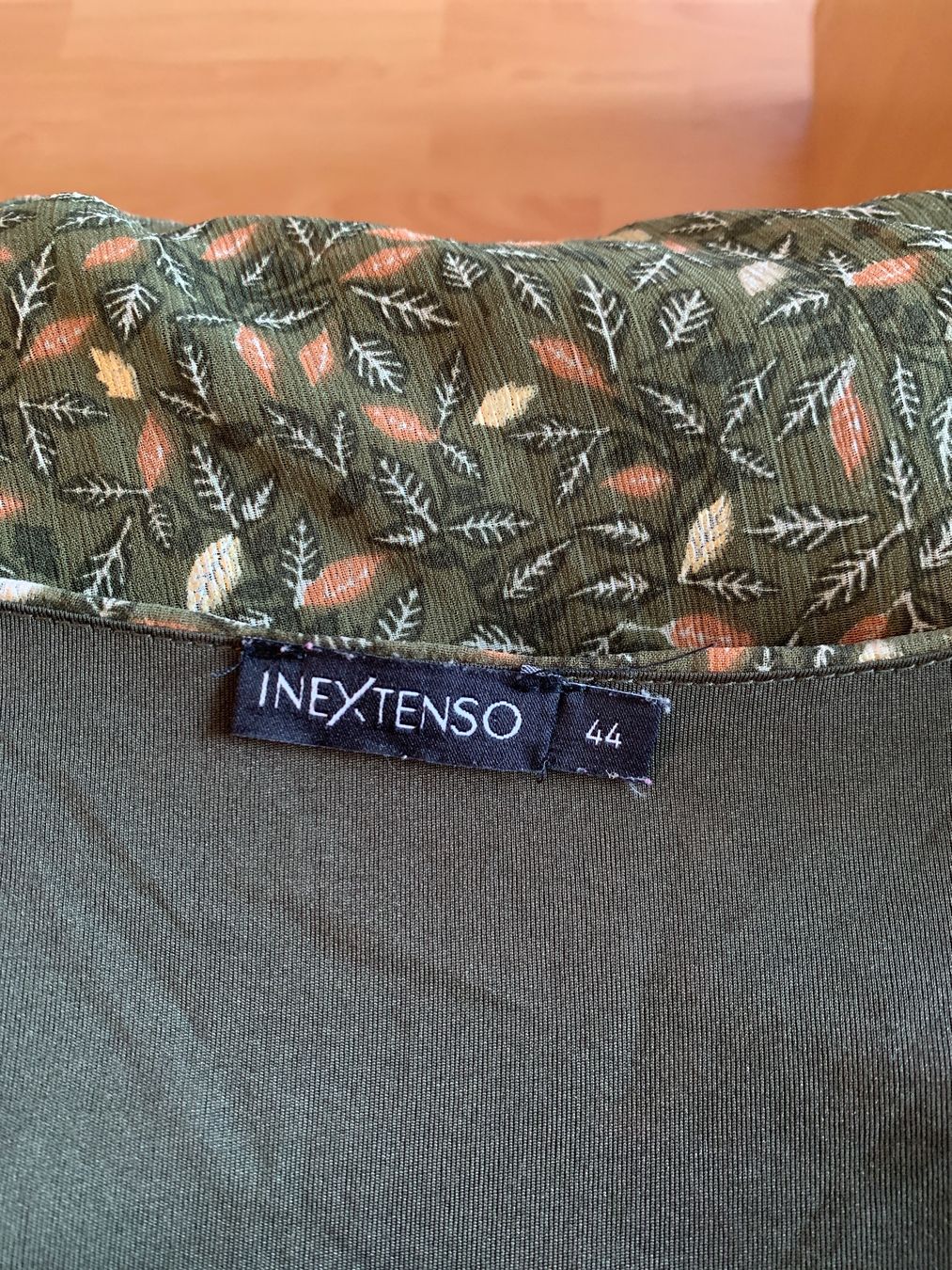 Tuniche: Jolie tunique In Extenso taille 42 CH – Usato da MEYRIN venduto da Gwendo10 2