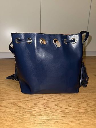 Dunkelblaue Bucket Bag / Umhängetasche mit Quasten