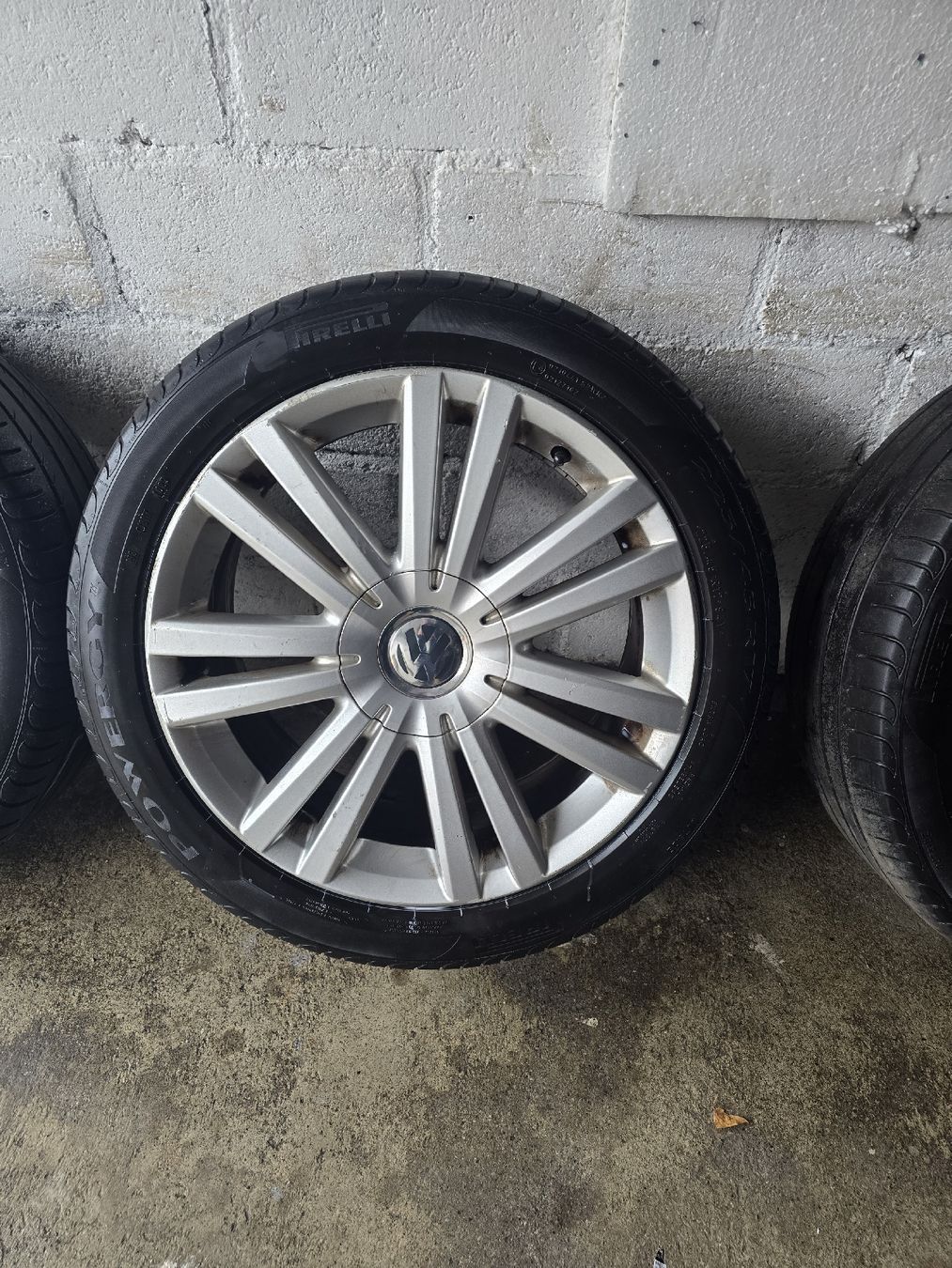 Volkswagen Felgen: ORIGINAL ALUFELGEN VW TOURAN 17 ZOLL – Gebraucht aus Alchenflüh von Carp-82 2
