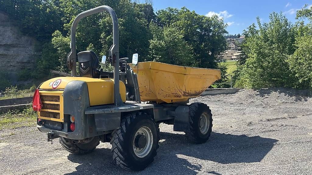 Wacker Neuson Escavatori: Dumper Wacker Neuson 5T – Usato da Menziken venduto da Tairi10