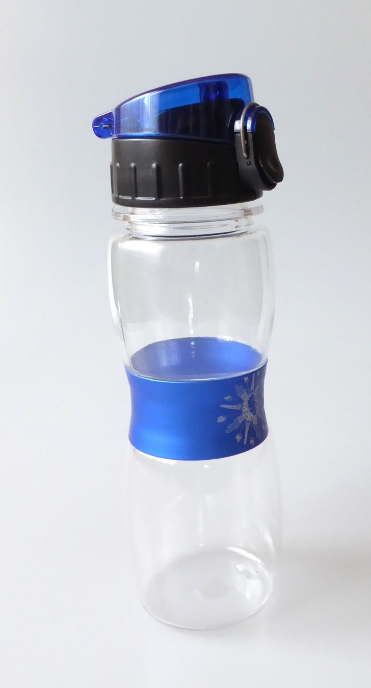 Borracce & Thermos: FIGURA - Trinkflasche klein – Nuovo e nell'imballaggio originale da Mauren venduto da Yeelen 1