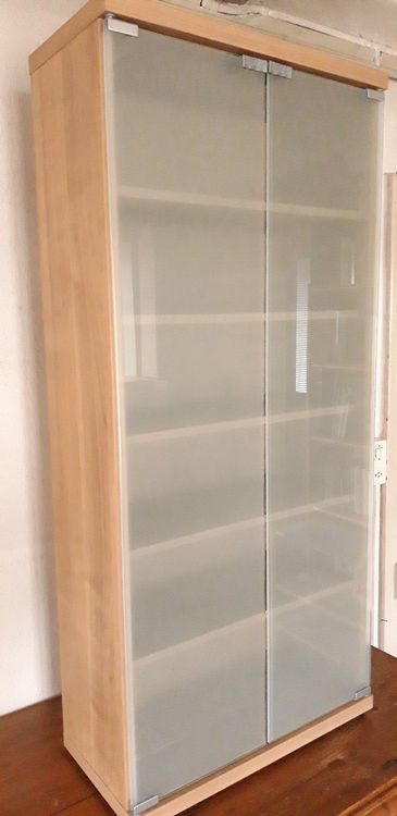 Meulbaty Vitrine 160cm Mit LED Beleuchtung - Glasvitrine Für Sammlerstücke