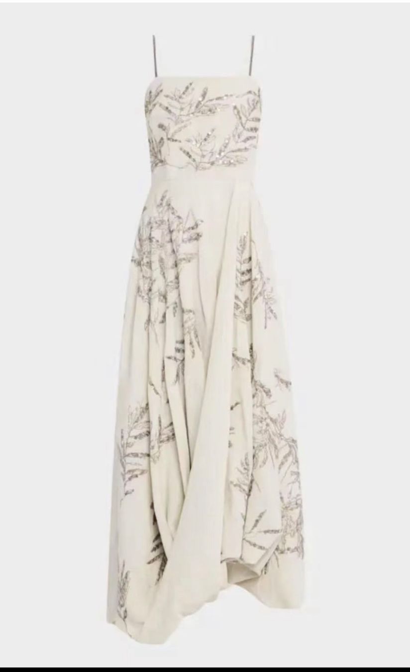 Kleider: Wunderschönes Kleid mit Stickmuster und Pailetten – Gebraucht aus Reigoldswil von benja01 3