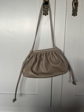 Elegante Handtasche aus echtem Leder, neuwertig! Herbst