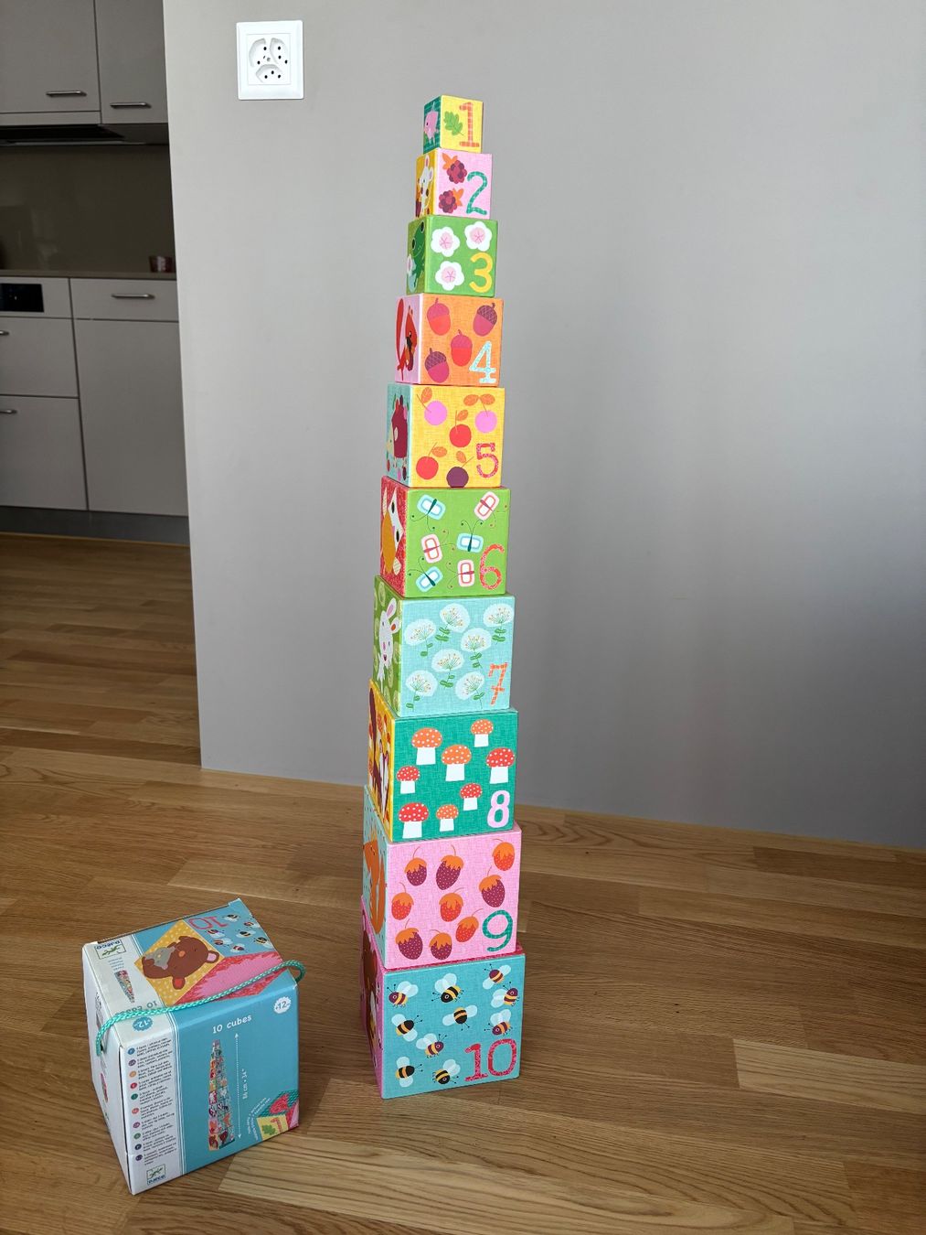 Djeco Giocattoli: Stapelturm 86cm hoch – Usato da Bad Zurzach venduto da goldi69