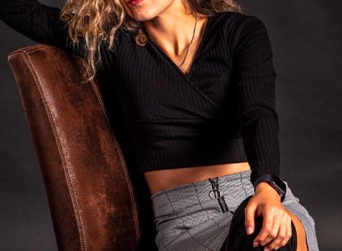 Top: Langarm crop top Gr.M ab 1.- Franken – Usato da Gränichen venduto da cat_lady 4