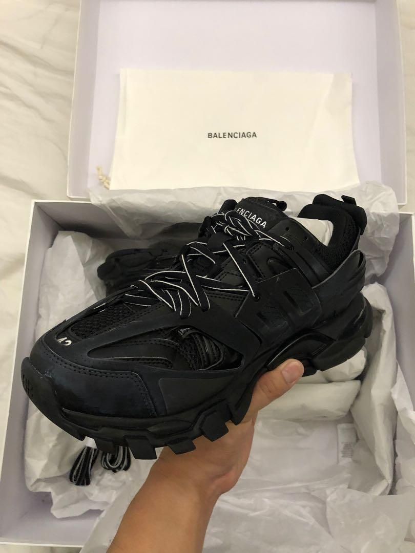 Balenciaga Herrenschuhe: BALENCIAGA Track Sneakers GR/42 – Neu und originalverpackt aus Weinfelden von  1