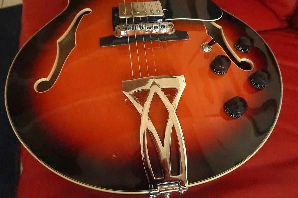 Musikinstrumente: Ibanez AF-75 Jazzgitarre – Gebraucht aus Buch SH von Chrysomeles 2