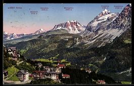 AK Arosa, Ortsansicht mit Kirche und Bergpanorama