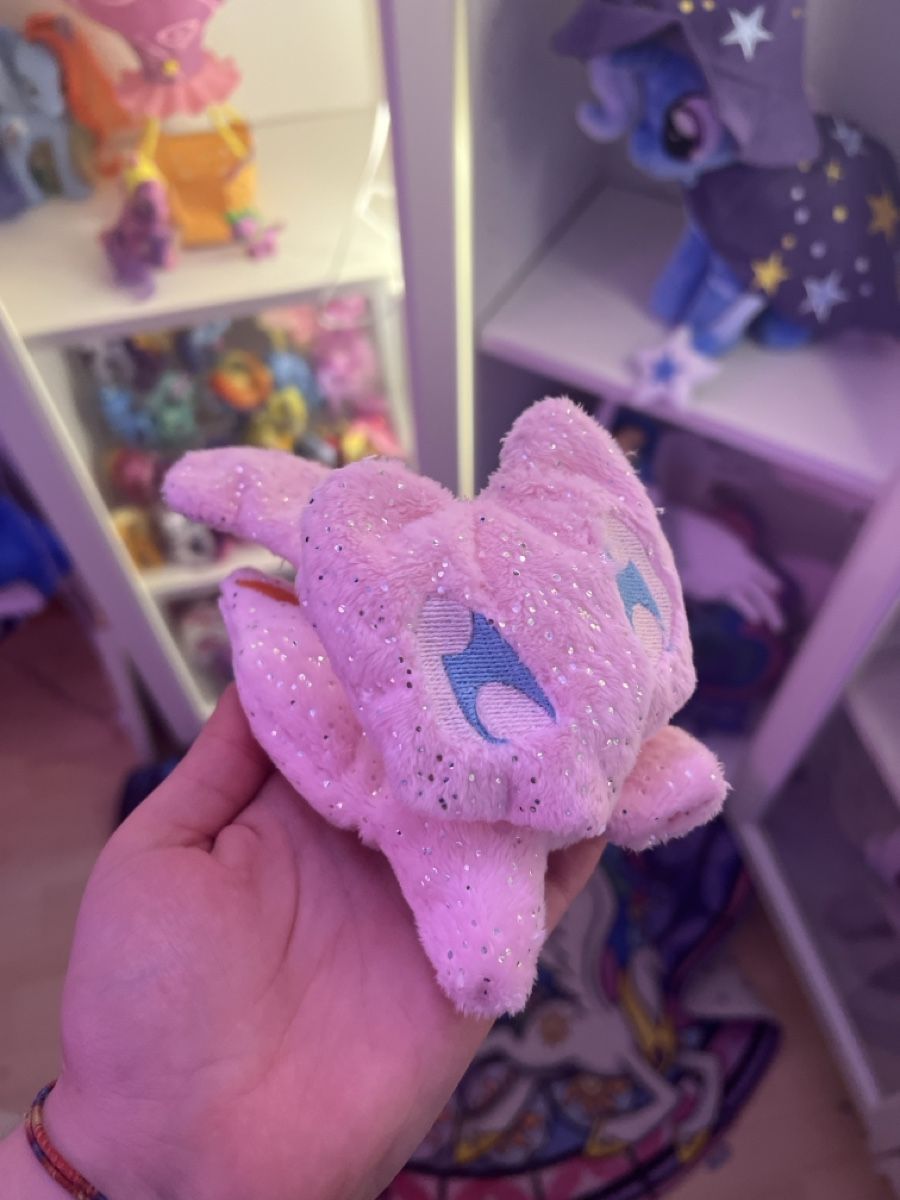 Figuren: Handmade pokemon mew plush – Neu (gemäss Beschreibung) aus Zuchwil von PonyPopArt