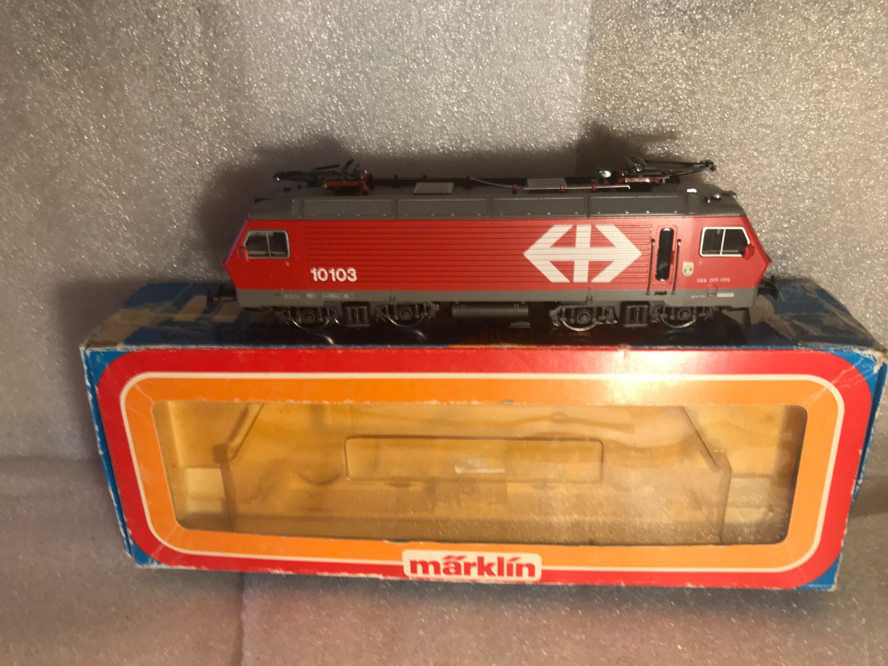 Märklin Modellini di ferrovie: Re 4/4 IV Loki von Märklin Digital – Nuovo (secondo la descrizione) da Bad Ragaz venduto da alfonskarrer