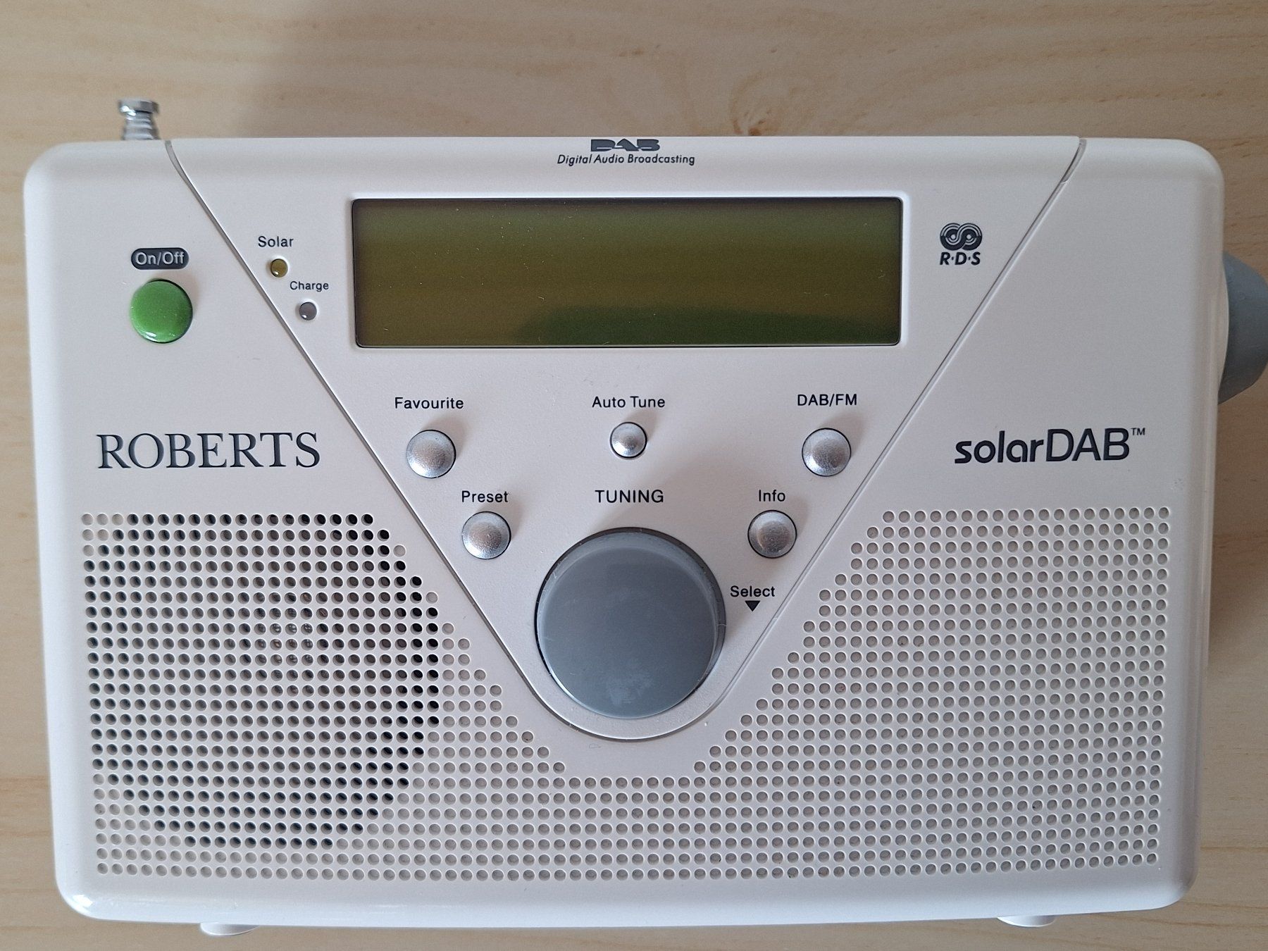 Radio: Roberts solarDAB 2 Radio + Netzteil – Usato da Worb venduto da geo_zbd8 2