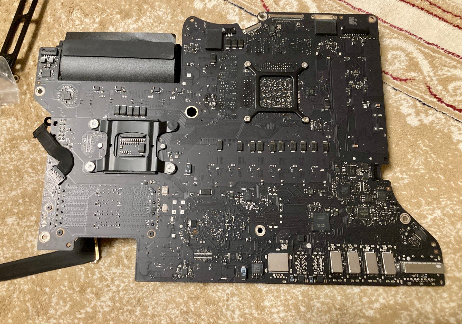 Schede madri: Motherboard mit Core i7 CPU Late 2014 iMac 27" – Usato da Saas-Grund venduto da GarageSaleToday 1
