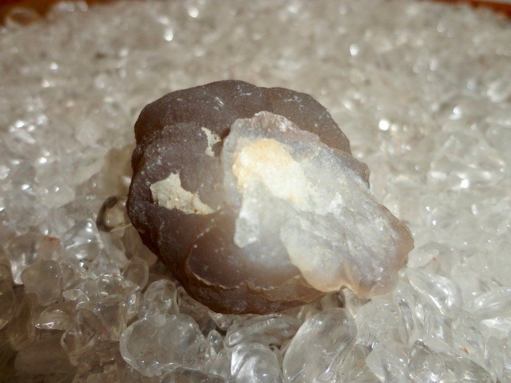 Mineralien & Heilsteine: Chalcedon- Knolle – Neu (gemäss Beschreibung) aus Biberist von Steine