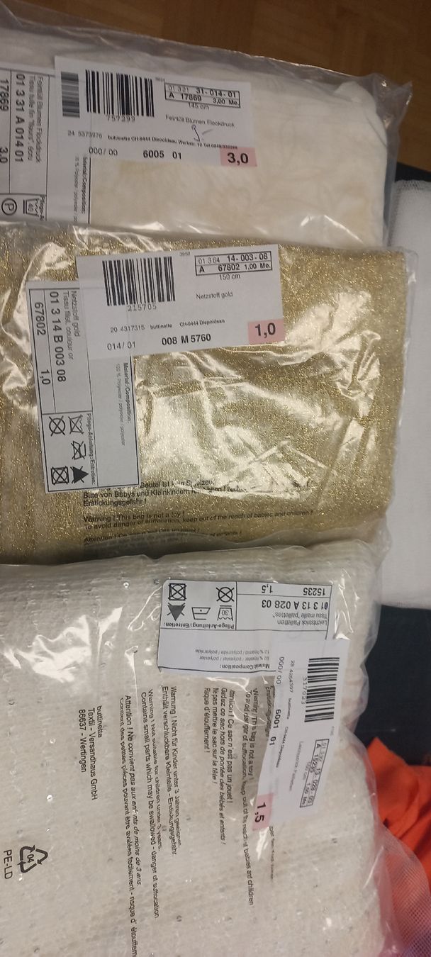 Tessuti: Spitzen, Chiffon,Tüll Stoffpacket – Nuovo e nell'imballaggio originale da Flawil venduto da nimyqu 2