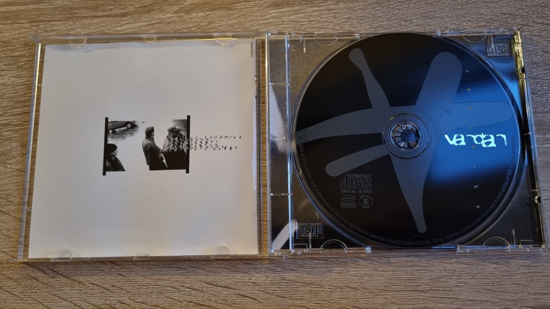 CD: Van Dan - Stranger – Usato da Hagenbuch ZH venduto da lecterr55 1