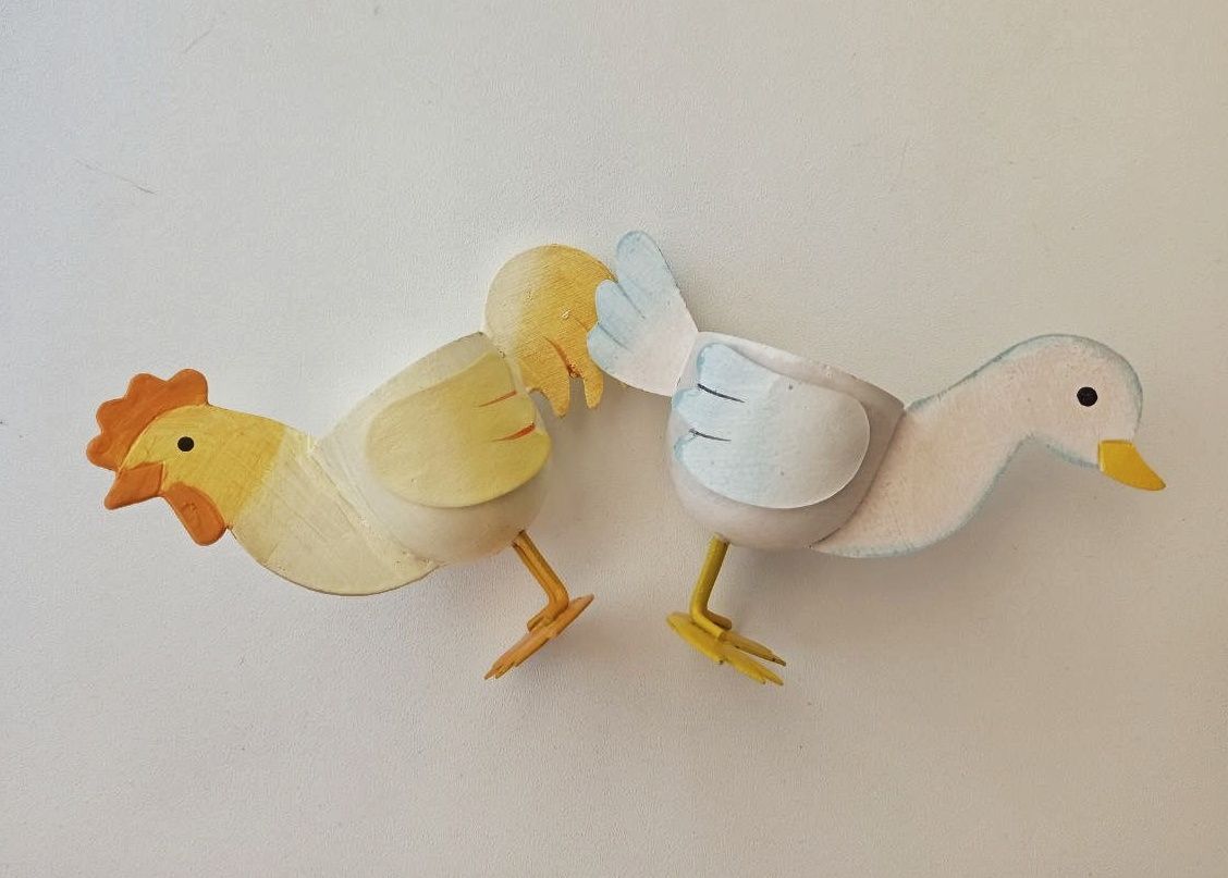 Autre vaisselle: Zwei Eierbecher Huhn und Ente – D'occasion à Dietikon par Magi2 1