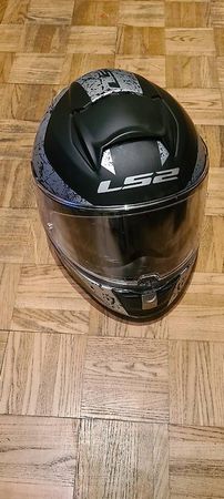 Motorradhose, Motorradhelm, Motorradstiefel