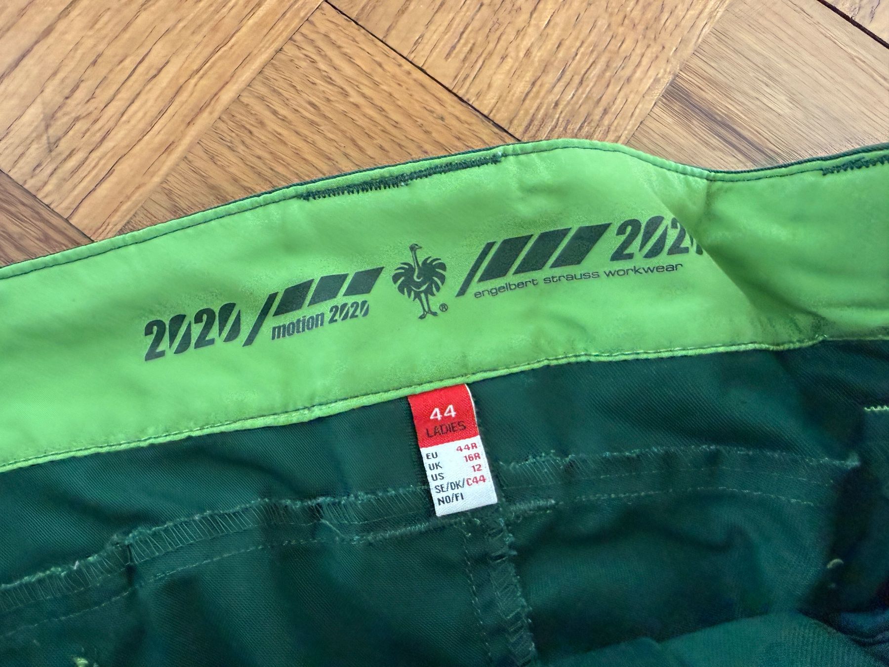 Engelbert Strauss Pantaloni: Kurze Engelbert Strauss Grösse 44 Hose motion Damen – Nuovo (secondo la descrizione) da Ennetbaden venduto da mapa05 1