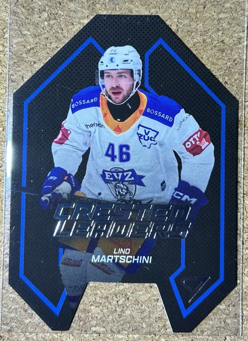 Sportzoo Carte collezionabili: EV Zug Crested Leaders Lino Martschini – Nuovo (secondo la descrizione) da Cham venduto da 9inches