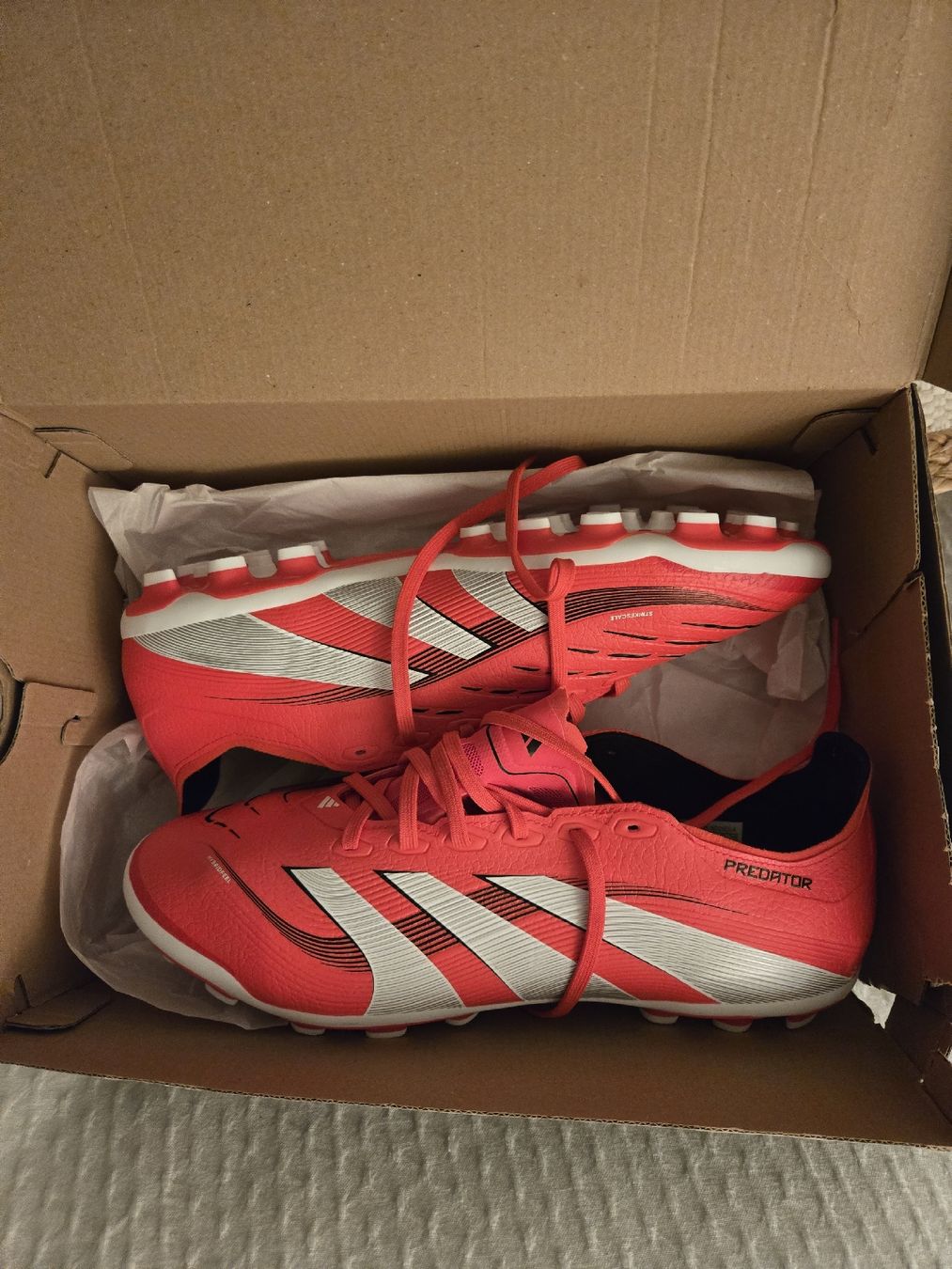 Porte da calcio e da hockey: Adidas Predator Football Artificial Grass – Nuovo e nell'imballaggio originale da Meilen venduto da UEDAQUERUEDA