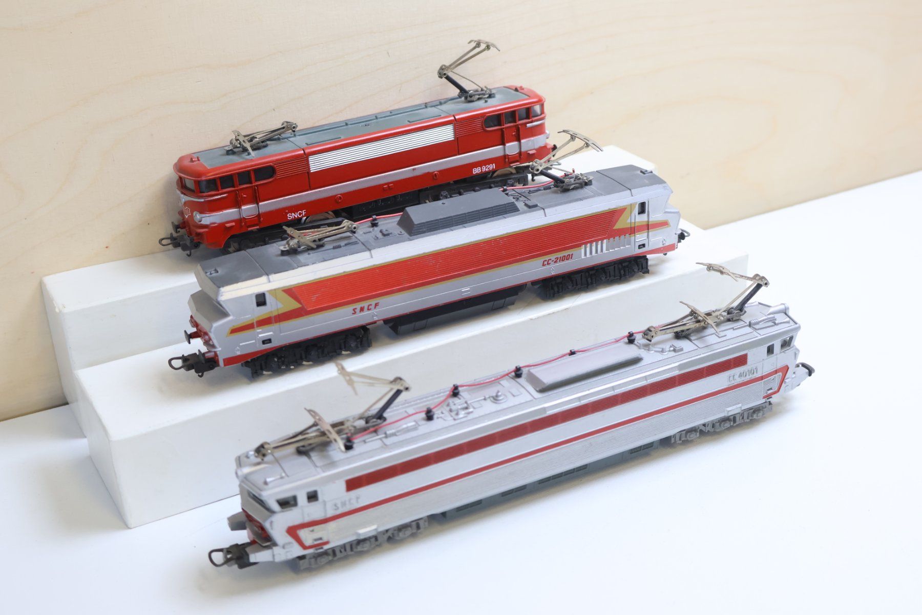 Lima Modelleisenbahnen: Lima SNCF 3 x E-Loks - H0 DC – Gebraucht aus Winterthur von Monstera 5