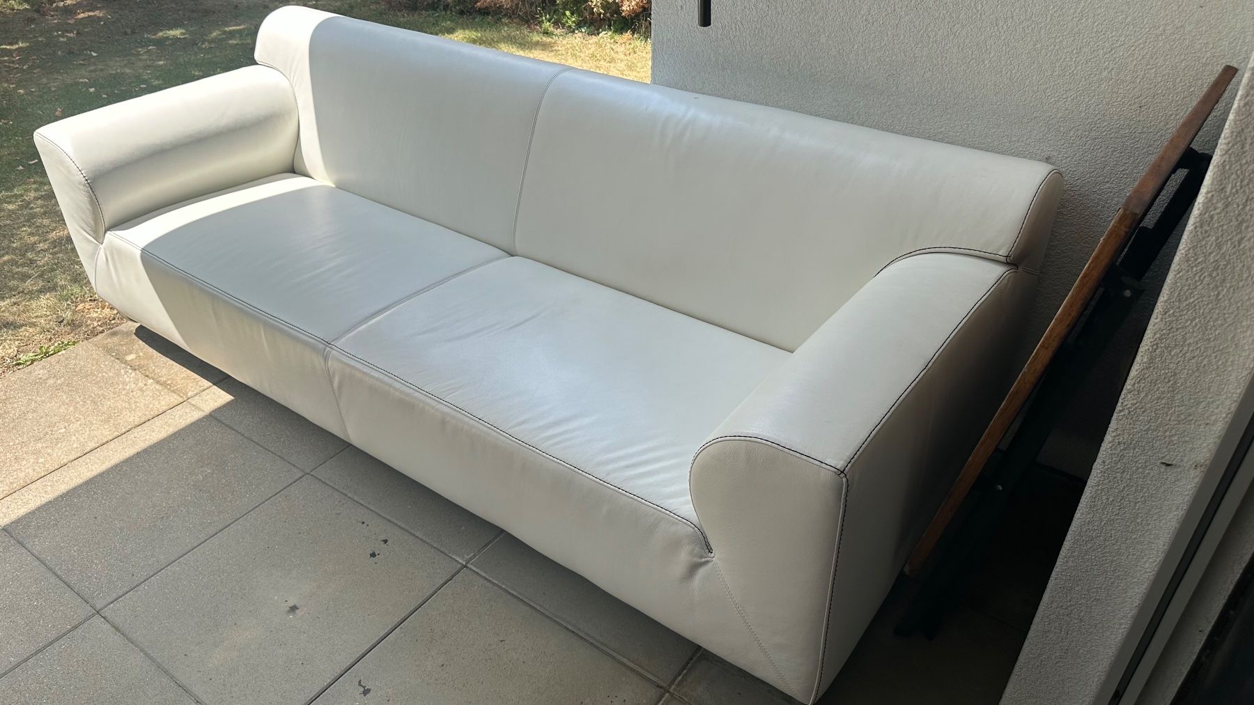 Sofas: 4-Sitzer-Couch aus echtem weißem Leder – Gebraucht aus Ramsen von ali_729y 2