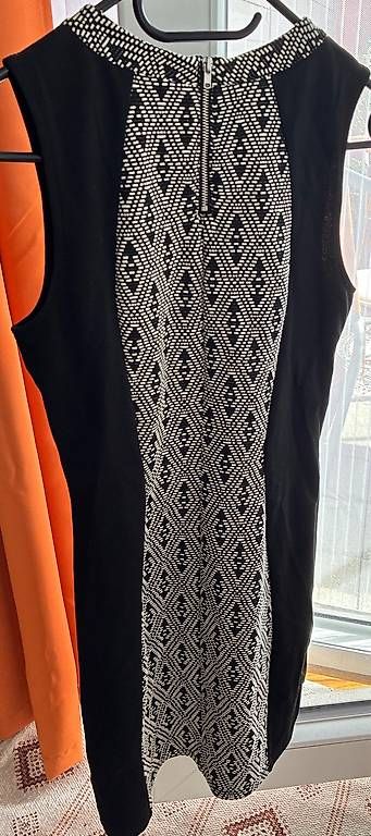 H&M Vestiti: Robe moulante – Usato da Confignon venduto da jus_yr82 1