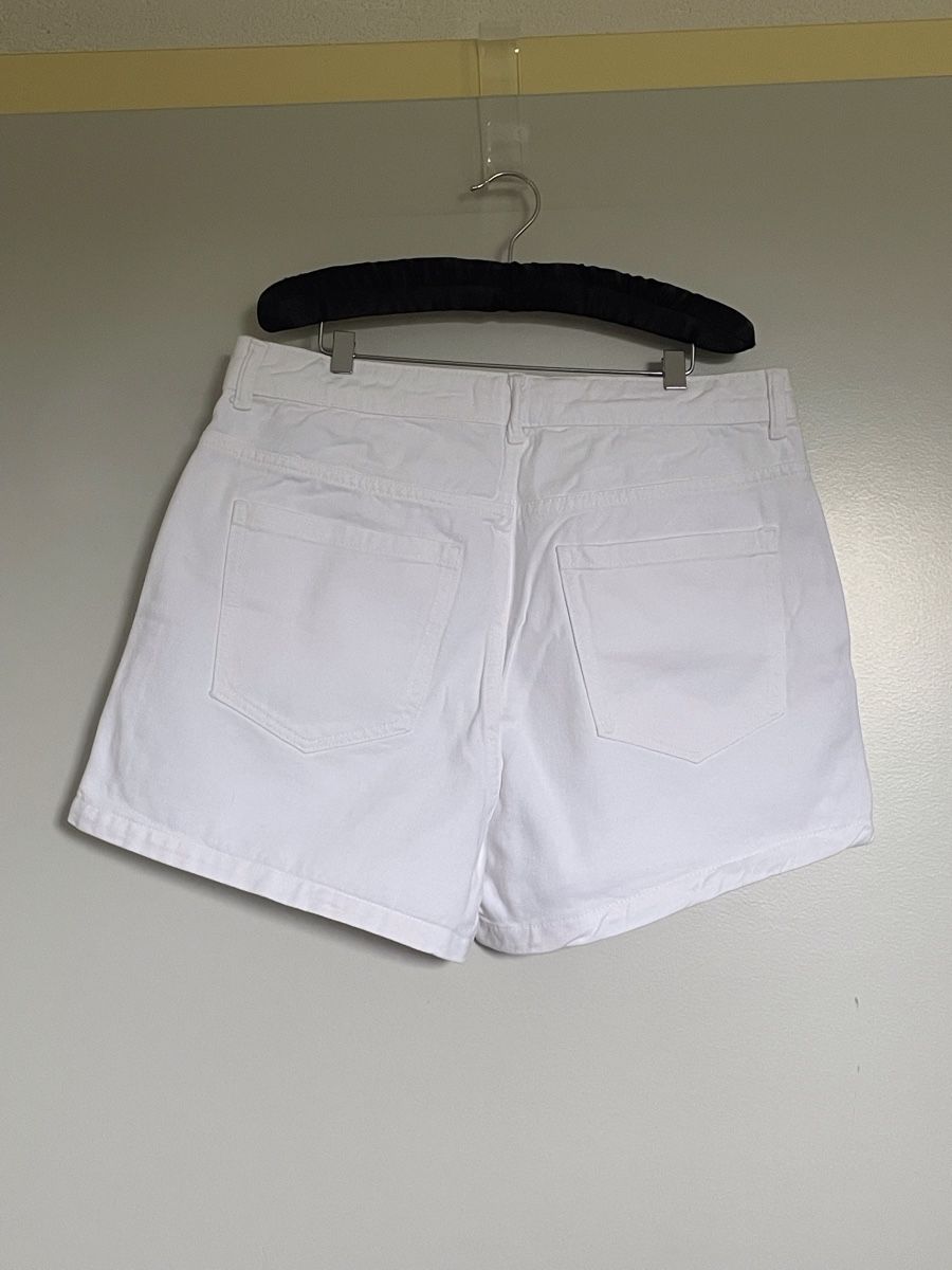 Zara Gonne: Jupe-short Zara blanc, taille L, neuve – Nuovo e nell'imballaggio originale da Vuadens venduto da Nina11 1