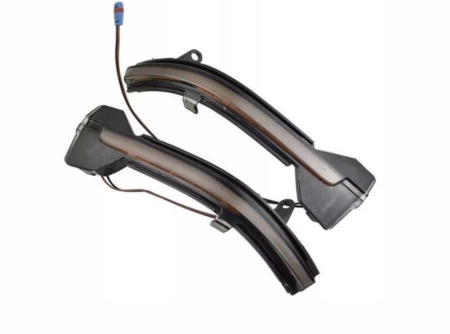 Tutti pezzi di ricambio auto: BMW 567 series dynamische LED Blinker – Nuovo e nell'imballaggio originale da Volketswil venduto da Willis_Autoteile 1