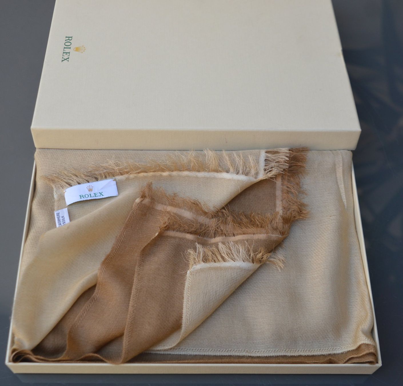 Rolex Foulard & Sciarpe: Schal Rolex Kaschmir - Seide / châle cachemire - soie – Usato da Collonges venduto da Auganien