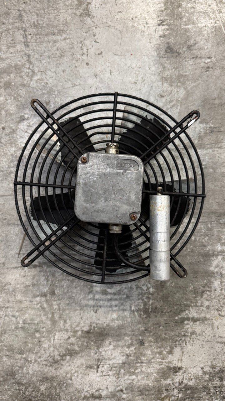 Inverter: Wechselrichter Lüfter (2Stk) – Usato da Uetendorf venduto da hun_g9ls 1