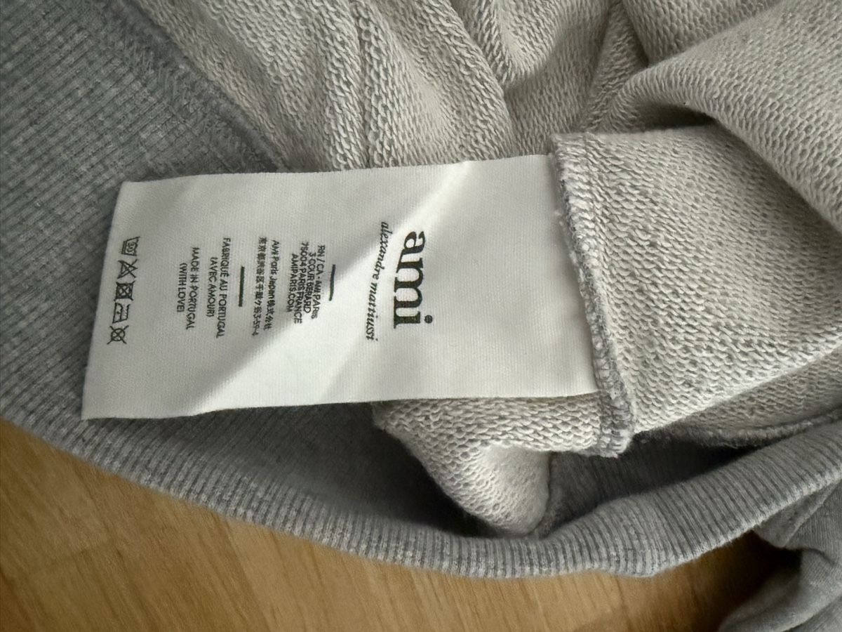 Pullover & Sweatshirts: AMI Paris Sweater M – Neu (gemäss Beschreibung) aus Allschwil von M6e63 4