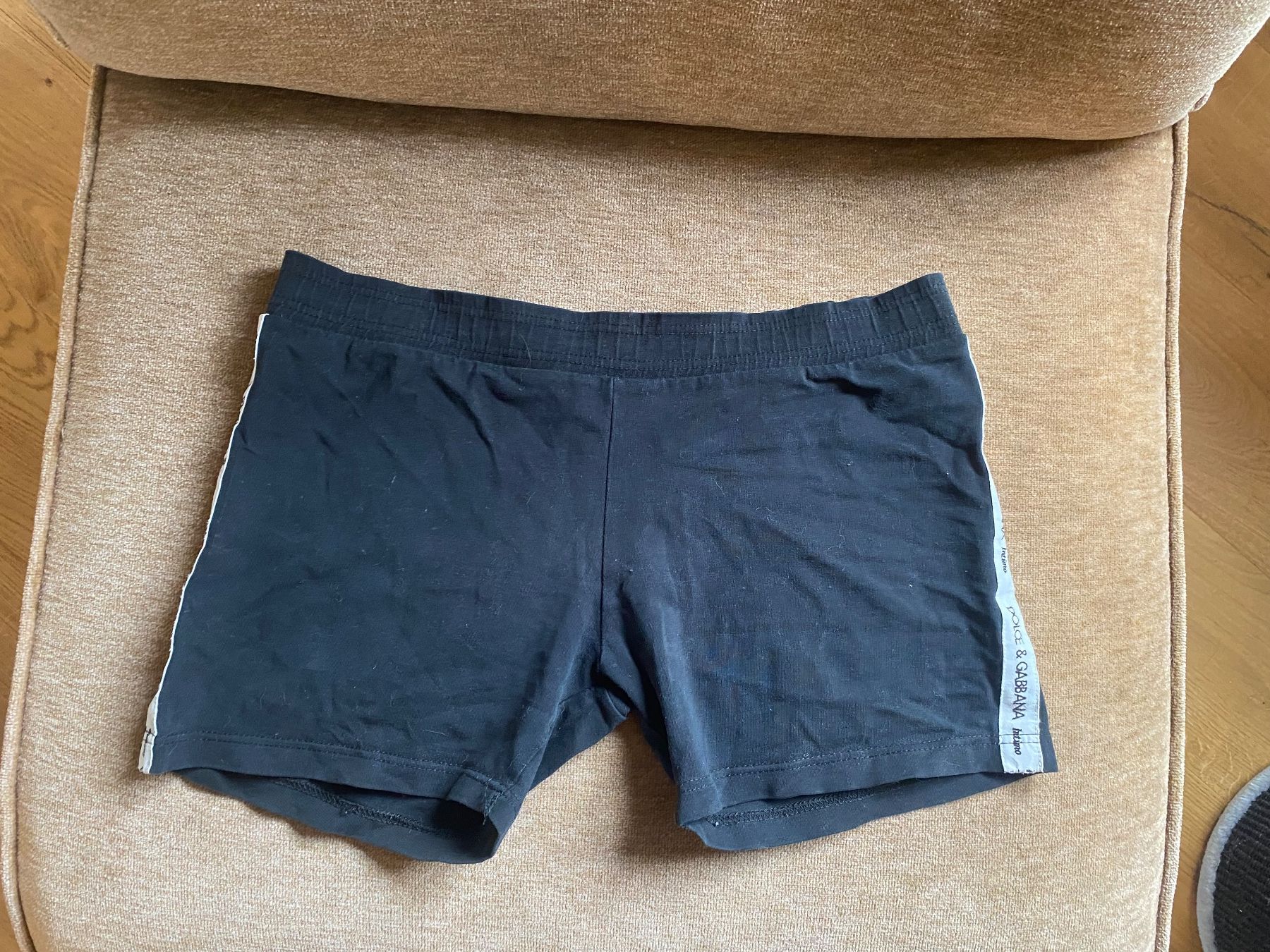 Dolce & Gabbana Hosen: Mini Short D&G – Gebraucht aus pont-la-ville von dia_tt5h 2