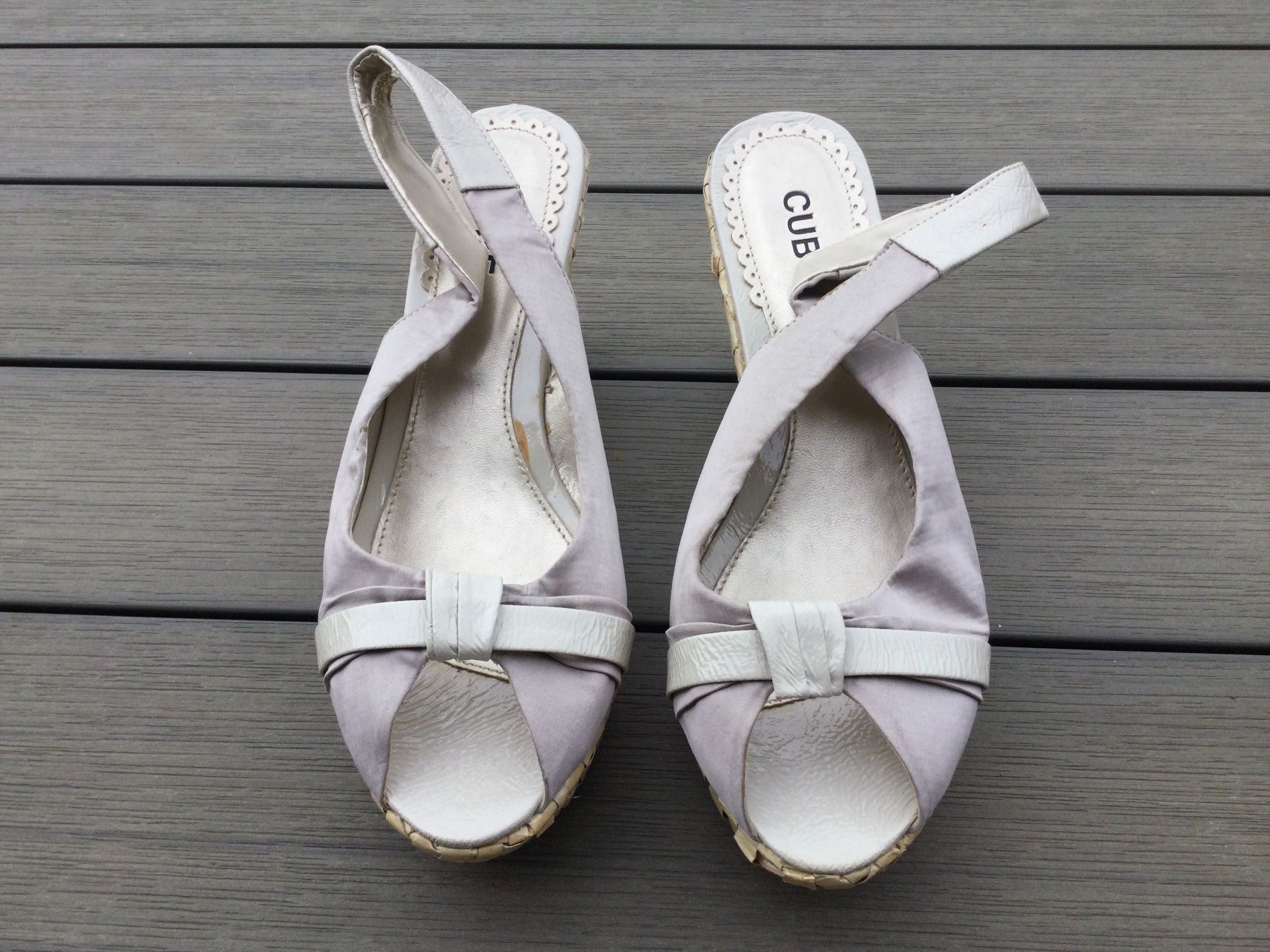 Cube Scarpe da donna: Sandalettes compensées satinées CUBE new – Nuovo e nell'imballaggio originale da Agiez venduto da chouchanelle 1