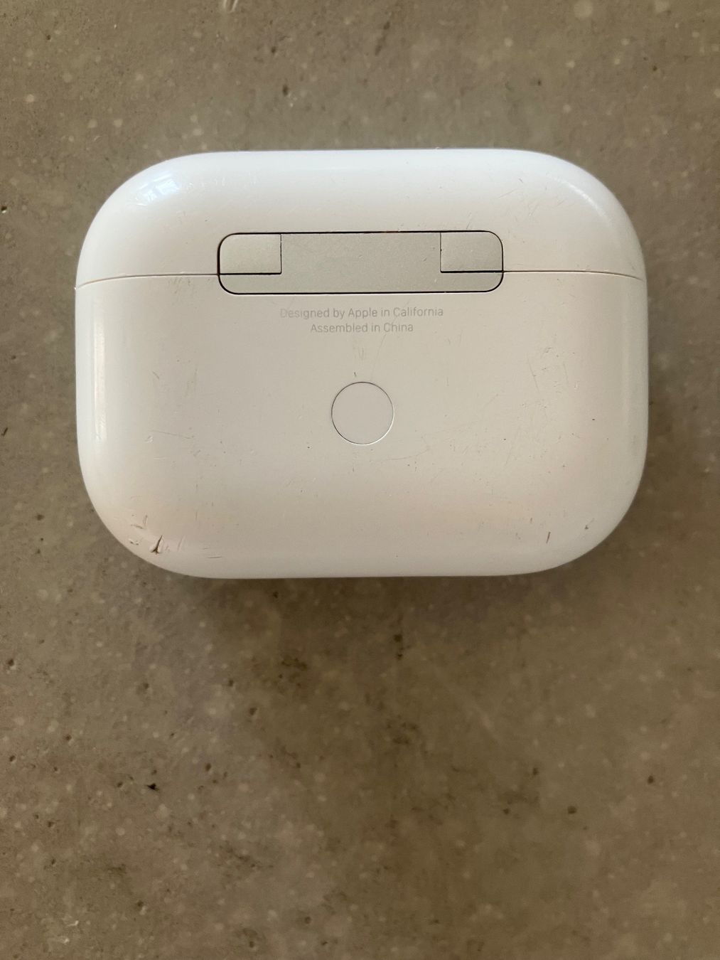Apple Cuffie: Apple AirPods Pro 1 Charging Case – Usato da Lausanne venduto da mr.v 2