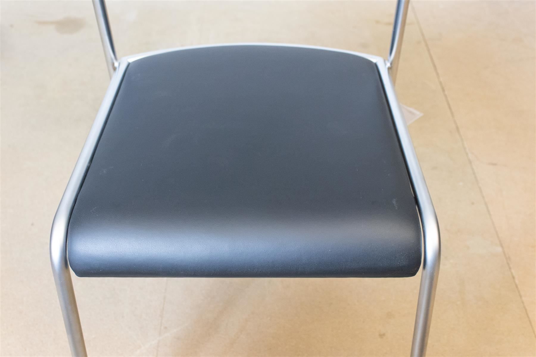 Horgen Glarus Sedie: Horgenglarus Stapelstuhl / Esposito – Usato da Zürich venduto da ZuercherBrockenhaus 8