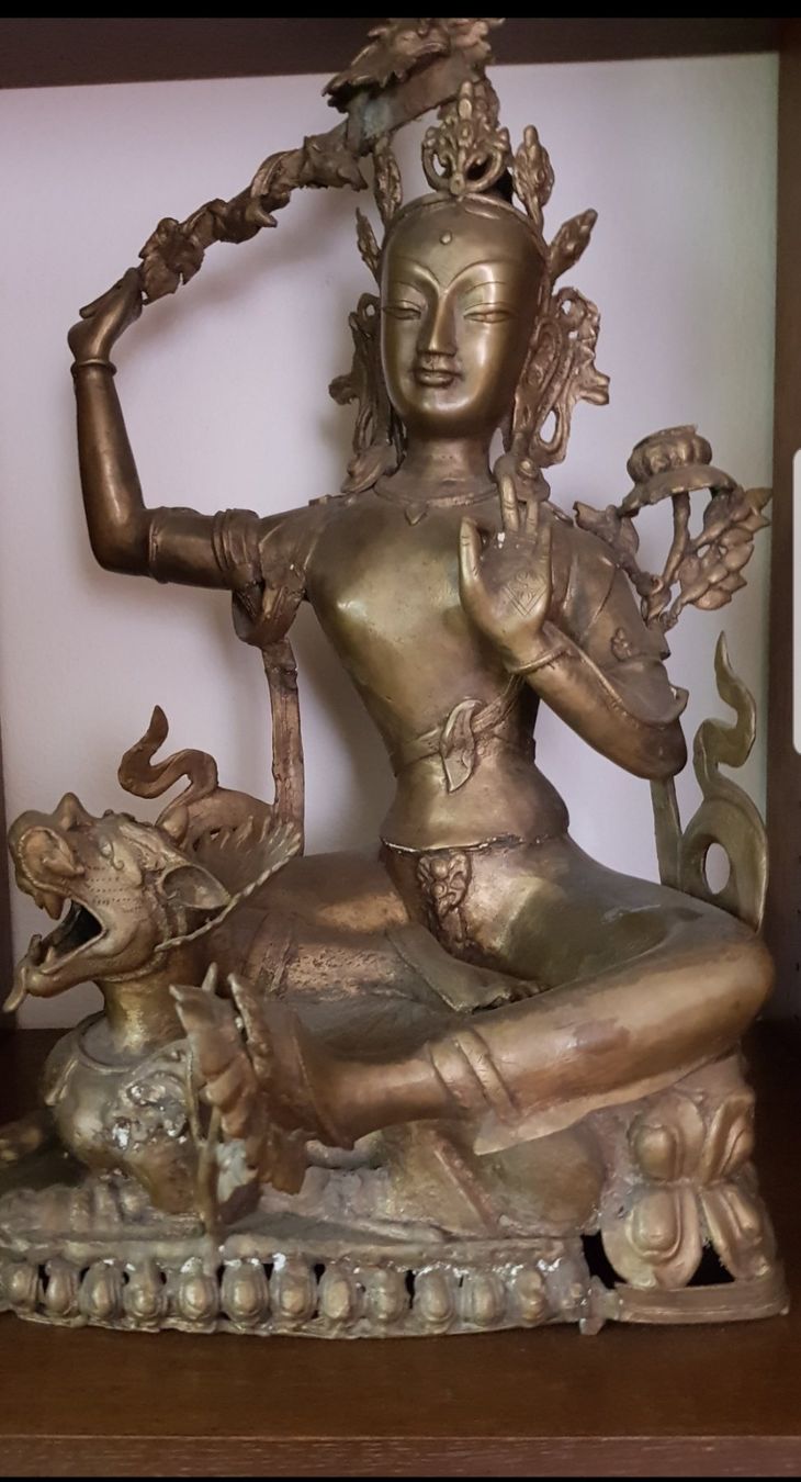 Figuren: Figur Tara Messing – Gebraucht aus Schlieren von Luibird