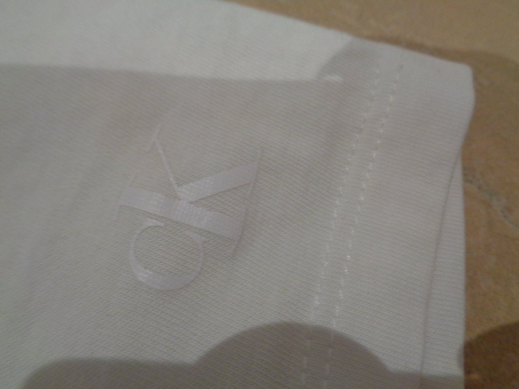 Calvin Klein T-shirt: Calvin Klein NWT Shirt, XS – Nuovo (secondo la descrizione) da Klingnau venduto da Markus14 2