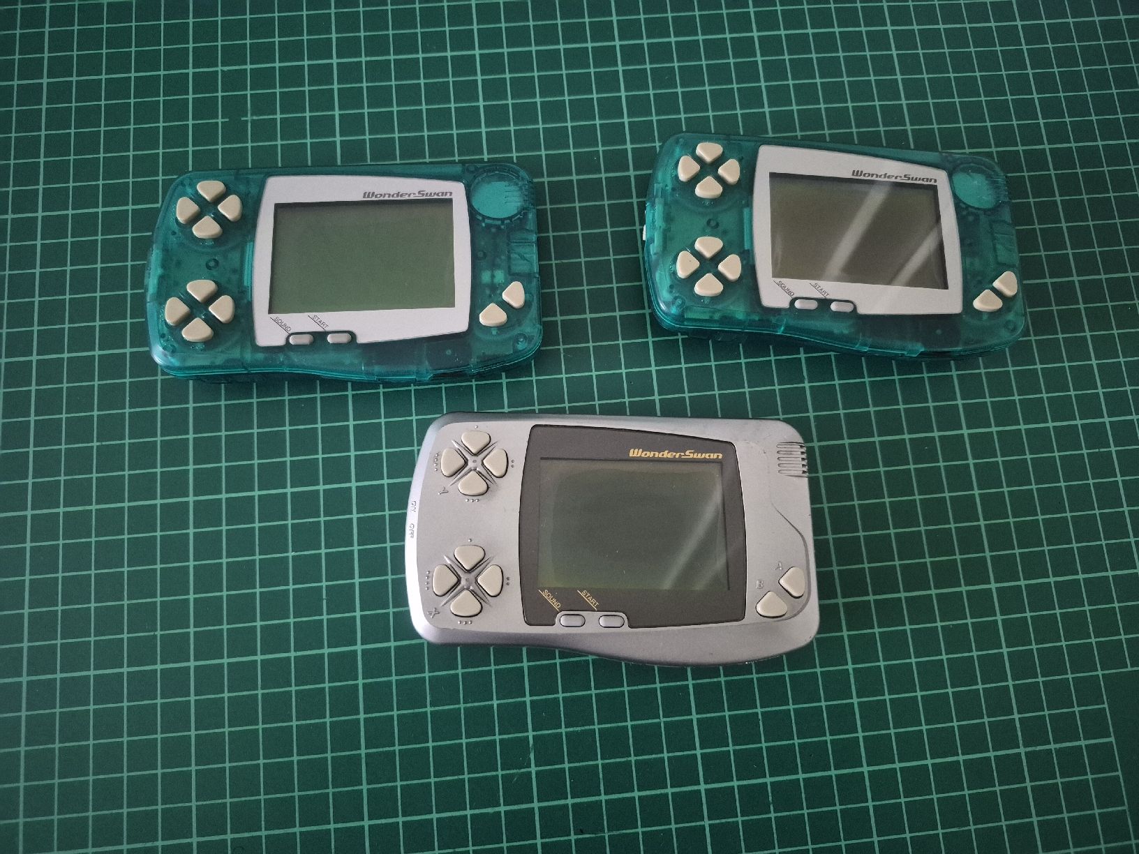 Bandai Console: WonderSwan Color & Standard Bundle - For Retro Gamers! – Usato da Meyrin venduto da Retro-GZ