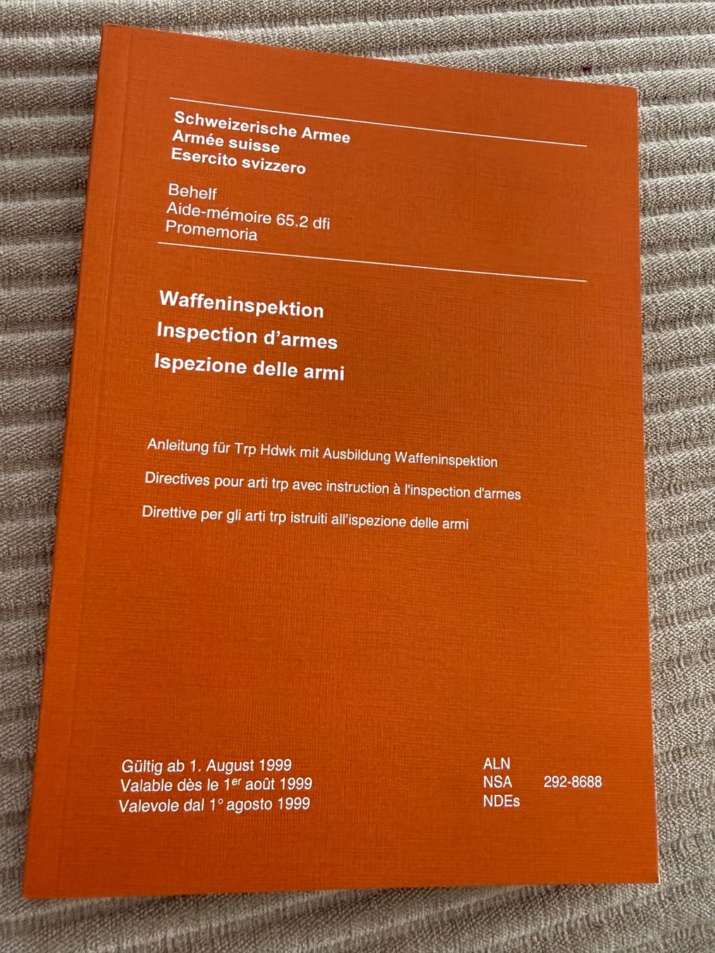 Dokumente: Reglement: Waffeninspektion - Schweizer Armee – Gebraucht aus Brütten von Hst1