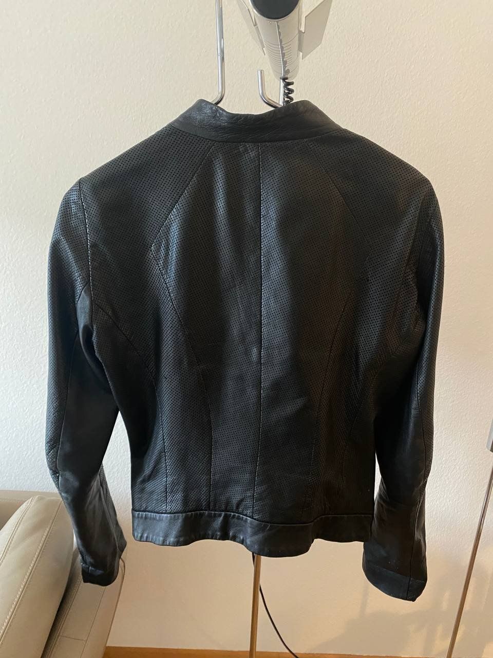 Hugo Boss Giacche: Hugo Boss Lederjacke – Usato da Zürich venduto da dub_tj95 1