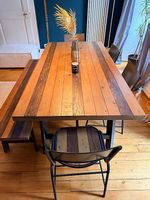 Ensemble de salle à manger avec table, banc et 4 chaises