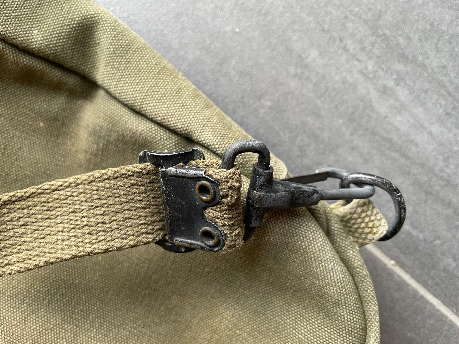 US Army Uniformi: Original WW2 us Army havresack 1941 – Usato da Oberbütschel venduto da Woodie2005 4