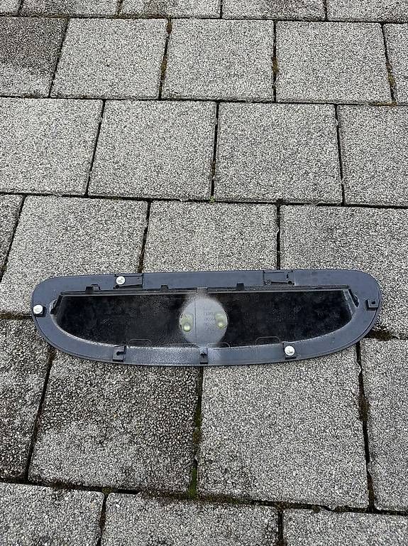 Tutti pezzi di ricambio auto: Lufthutze Schwarz Mini F56 – Usato da Wil ZH venduto da Cyril-Las 3